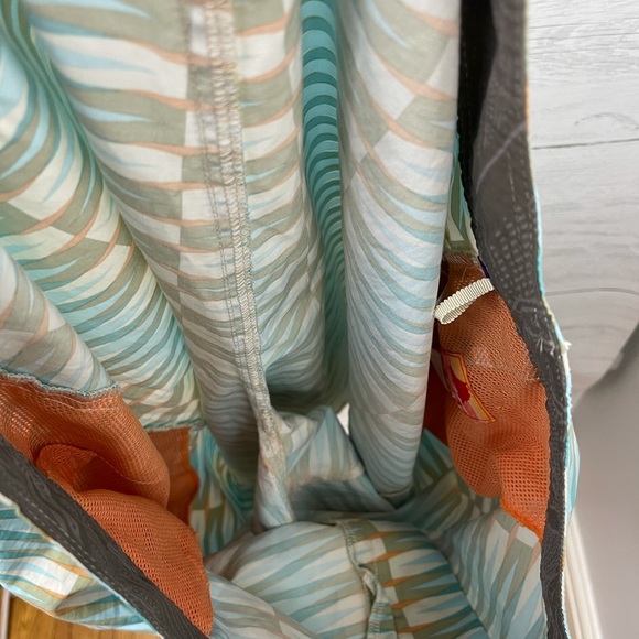 TOMMY BAHAMA RELAX SWIM SHORTS - Picture 8 of 8